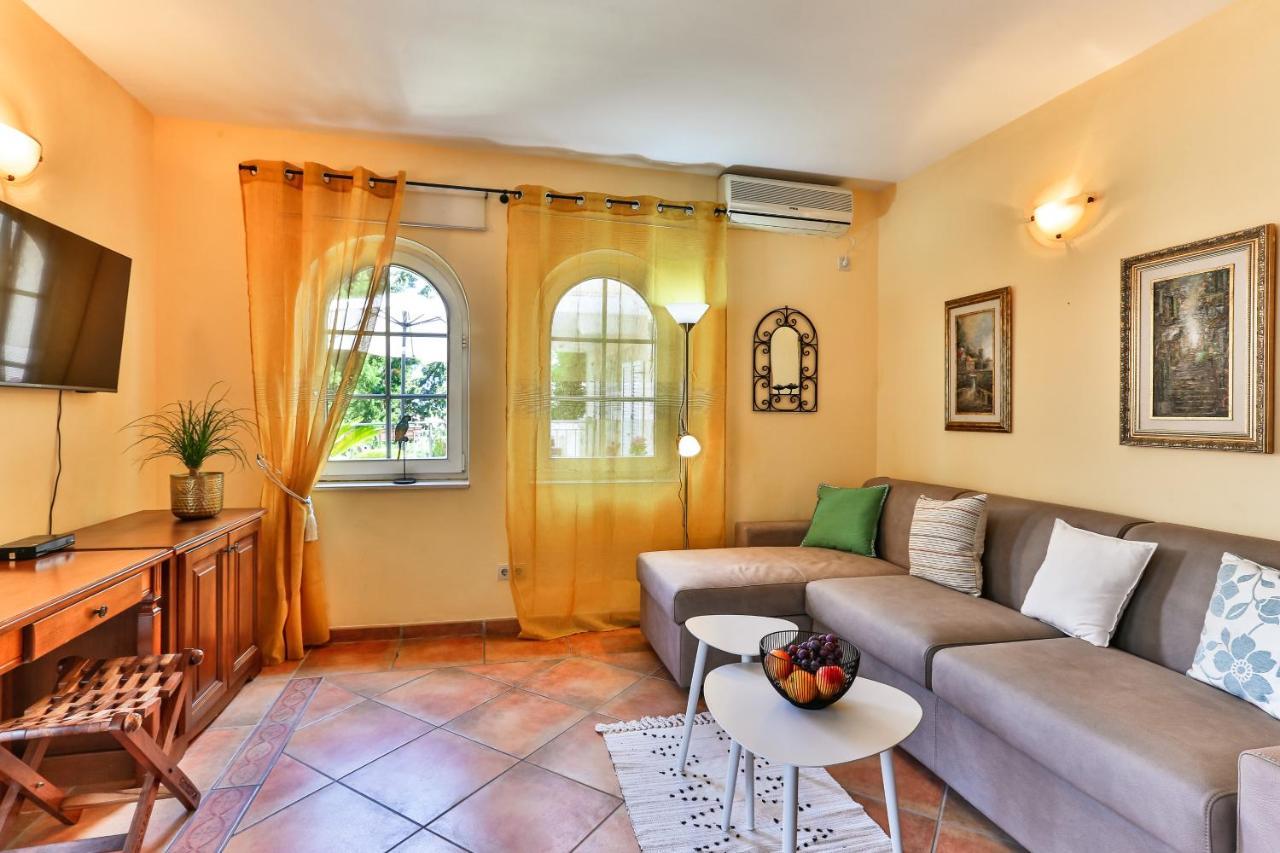 Damonte - Apartments And Rooms Budva Exterior foto